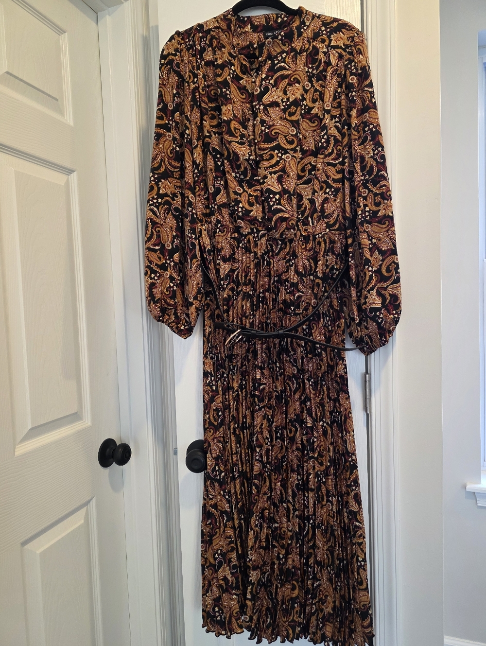 Women's Black & Brown Paisley Long Sleeve Midi Dress From City Chic, Size 18